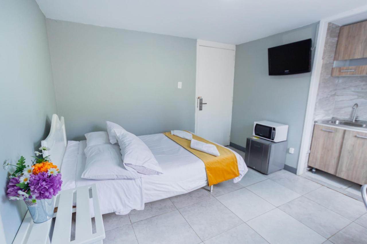 Apartasuites & Hotel Bogota Teusaquillo Экстерьер фото