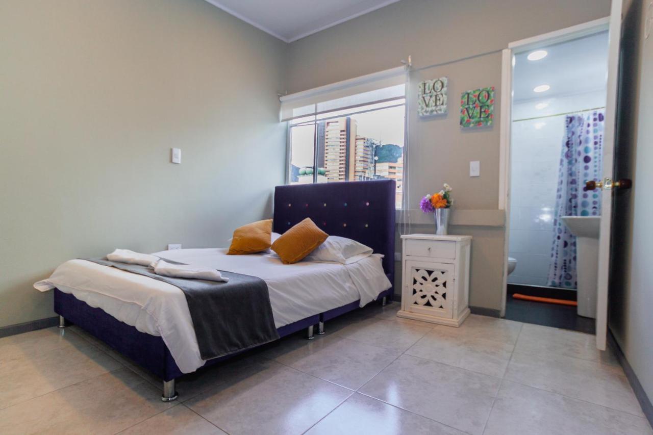 Apartasuites & Hotel Bogota Teusaquillo Экстерьер фото