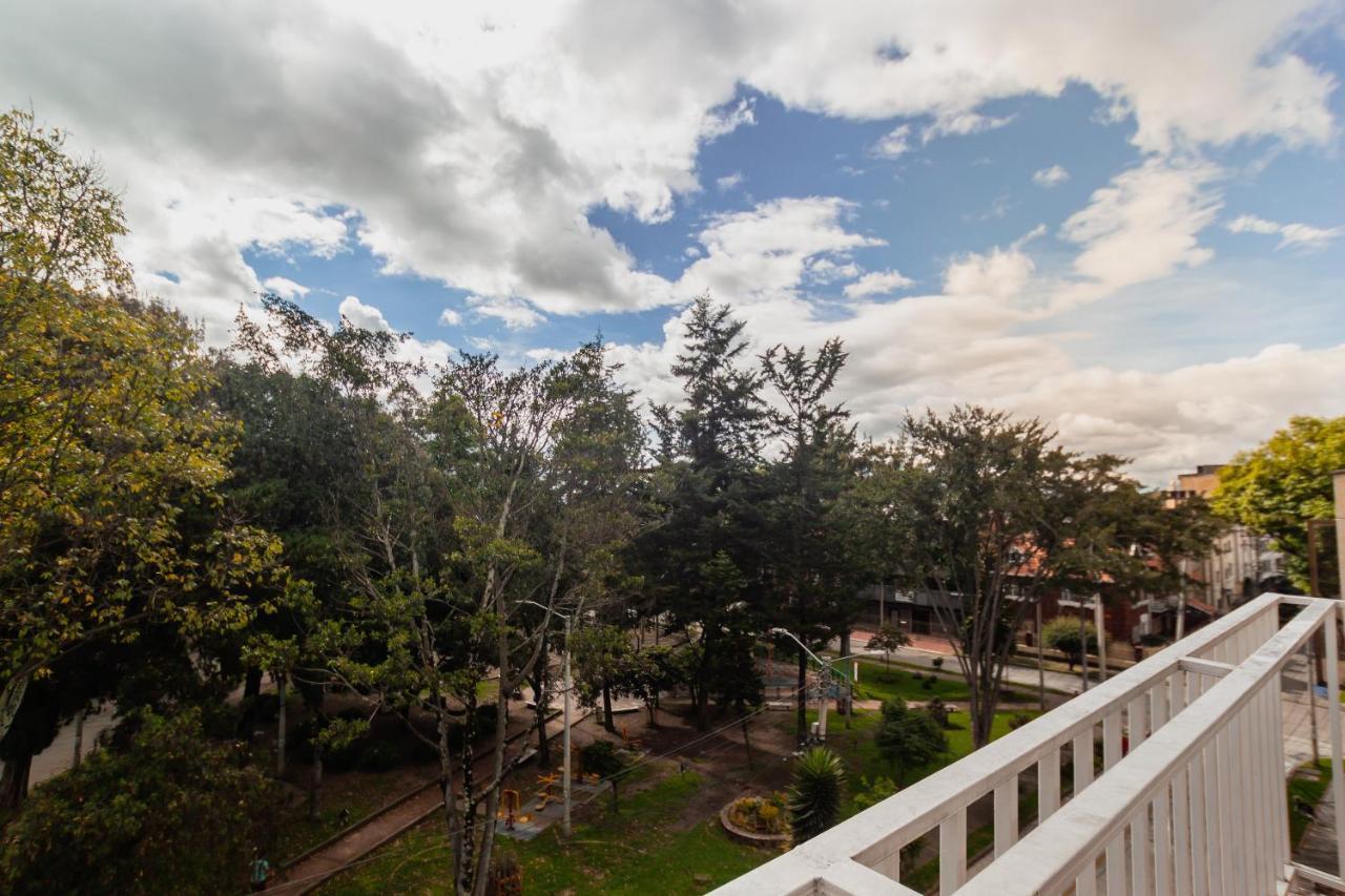 Apartasuites & Hotel Bogota Teusaquillo Экстерьер фото